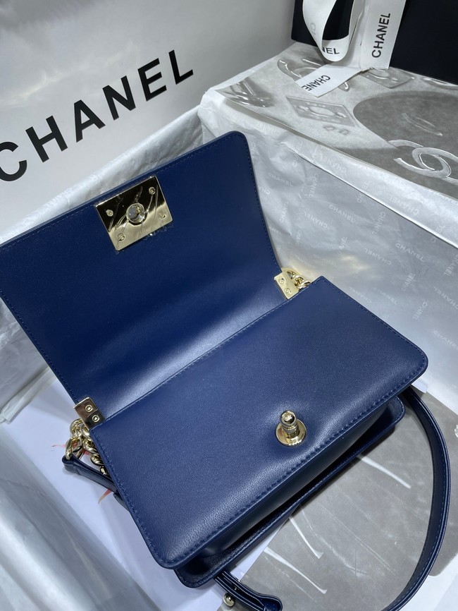 Small BOY CHANEL Handbag Crumpled Calfskin & Gold-Tone Metal A67085 dark blue