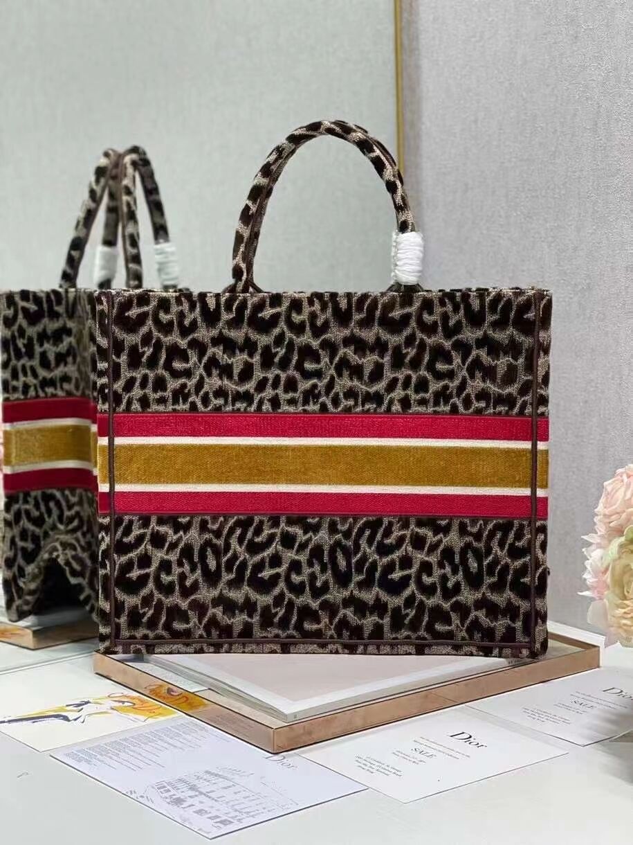 DIOR BOOK TOTE Embroidery  C1286-1 Brown Leopard Print