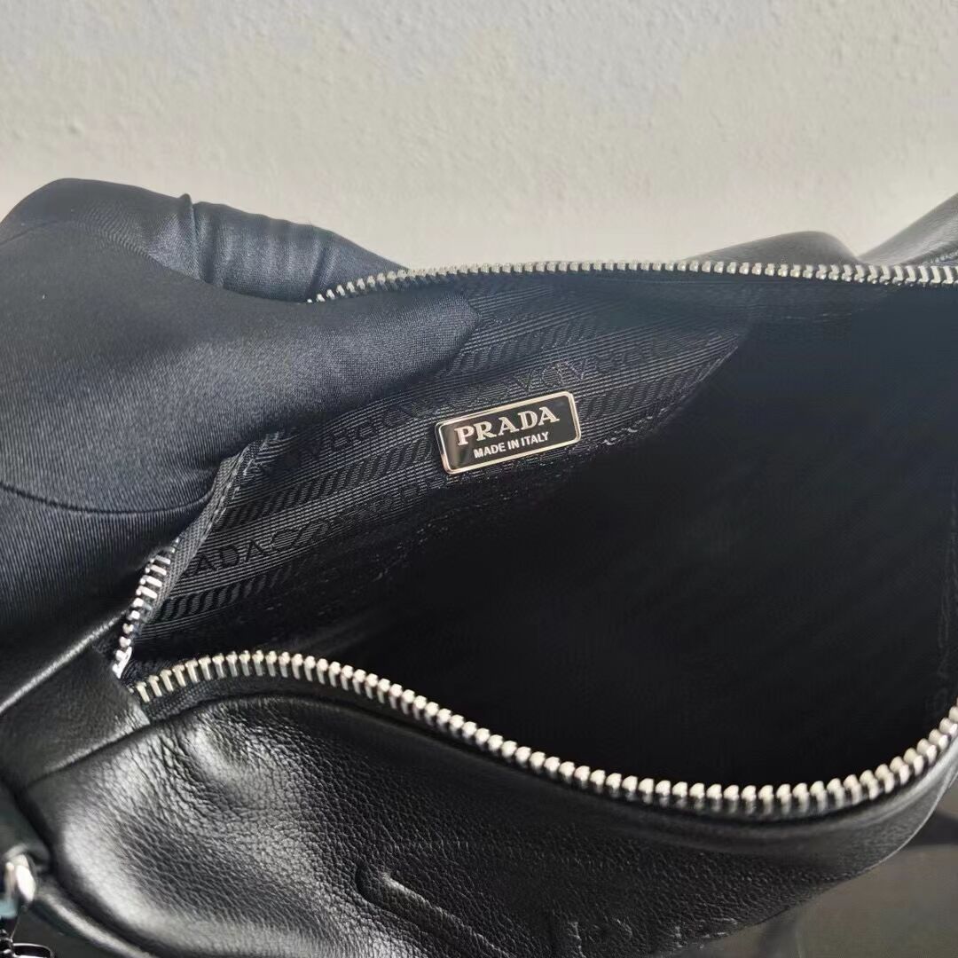 Padded nappa leather shoulder bag 1AH190 black