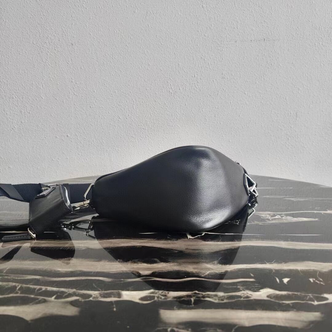 Padded nappa leather shoulder bag 1AH190 black