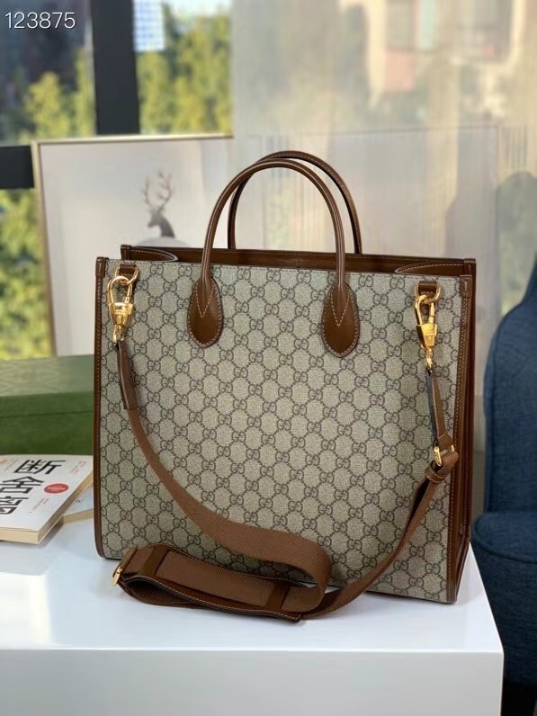 Gucci Medium tote with Interlocking G 674148 brown