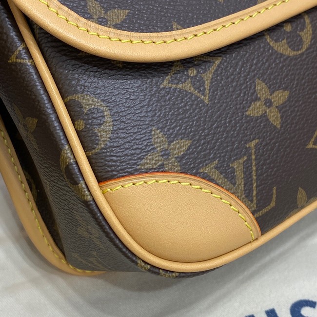 Louis Vuitton Monogram Canvas M45985