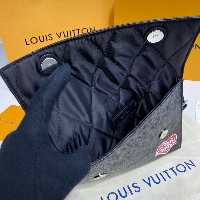 Louis Vuitton TRIO POUCH M81013 black