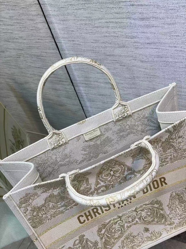 DIOR BOOK TOTE Embroidery C1286-7 cream