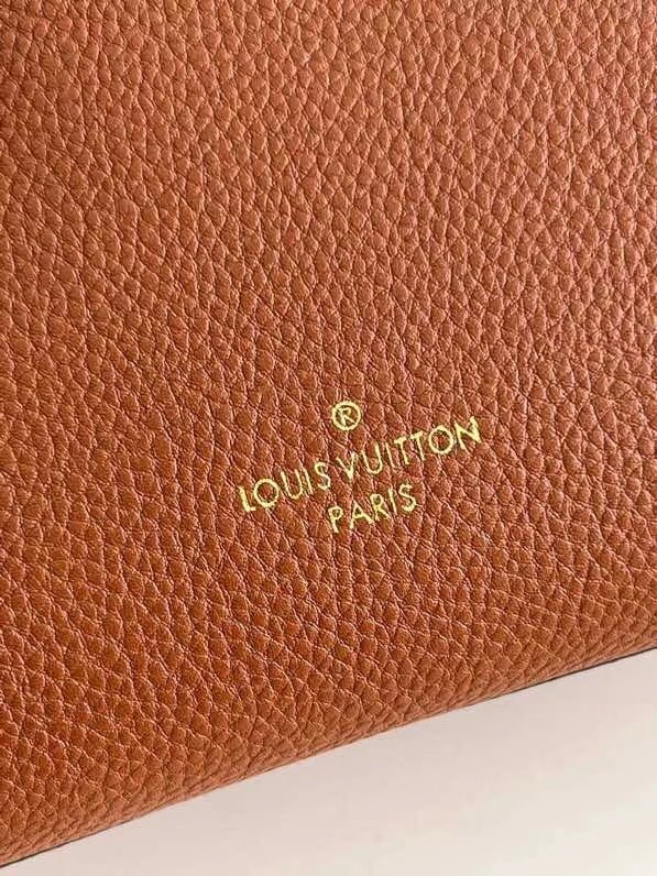 Louis Vuitton ON MY SIDE PM M58918 Caramel