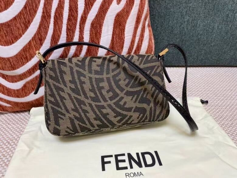 FENDI BAGUETTE fabric bag FM0872 Brown