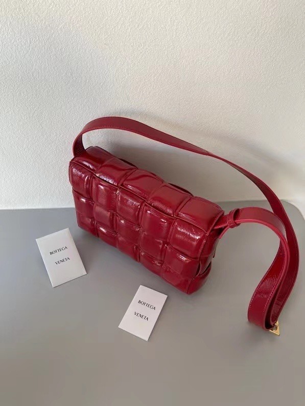 Bottega Veneta PADDED CASSETTE 591970 CHILI