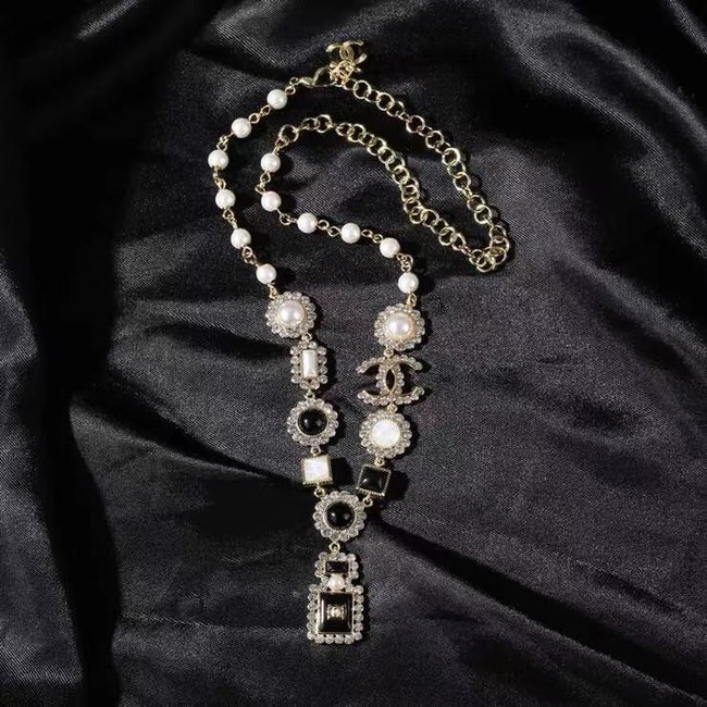 Chanel Necklace CE7241