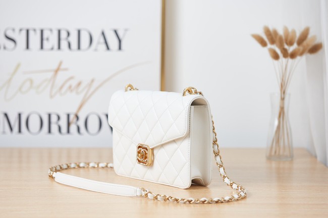 Chanel Lambskin FLAP BAG AS2840 white