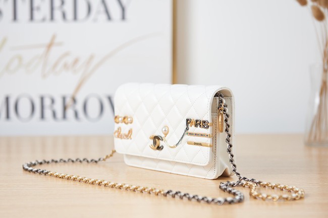 Chanel SMALL FLAP BAG AP2508 white