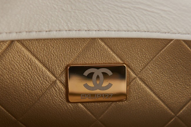 Chanel SMALL FLAP BAG AS2979 white