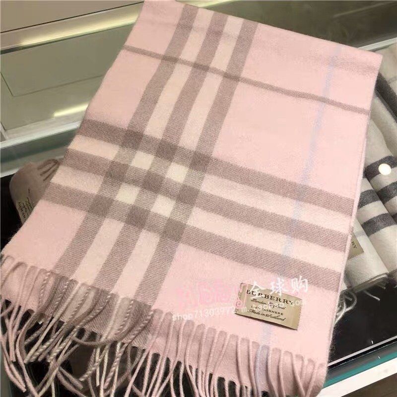 Burberry Scarf B00246