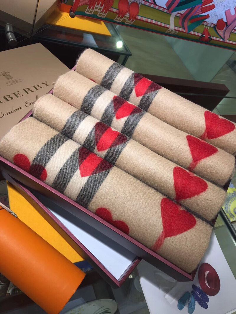 Burberry Scarf B00267