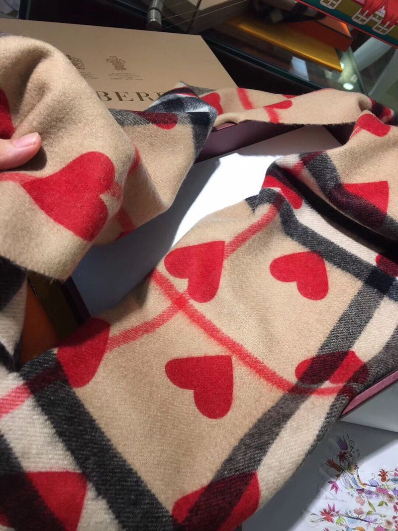 Burberry Scarf B00267