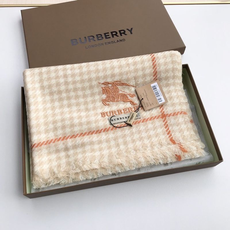 Burberry Scarf B00274