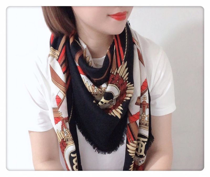 Burberry Scarf B00309