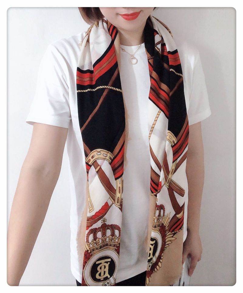 Burberry Scarf B00310