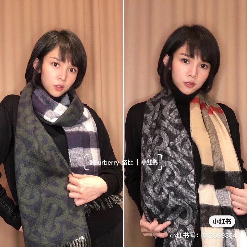 Burberry Scarf B00315