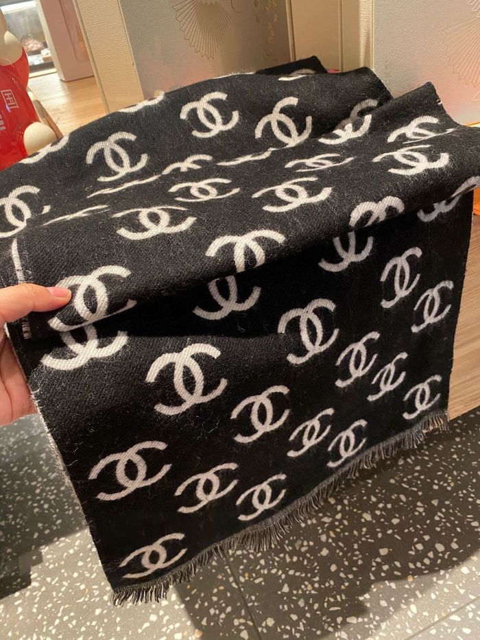 Chanel Scarf CA00212