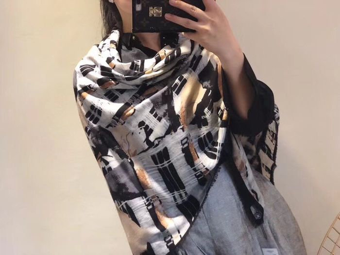 Chanel Scarf CA00258