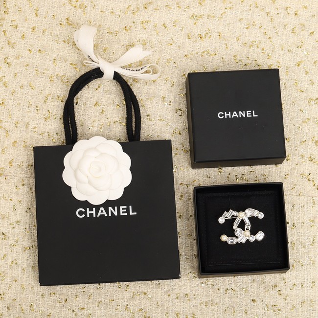 Chanel Brooch CE7301