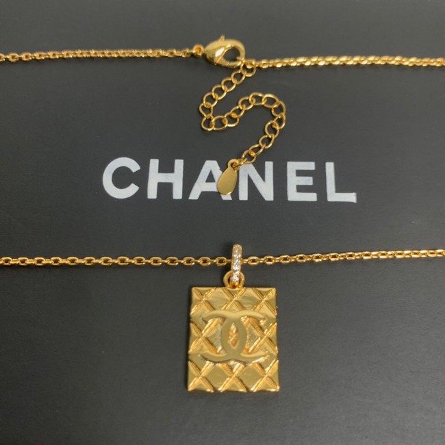 Chanel Necklace CE7265