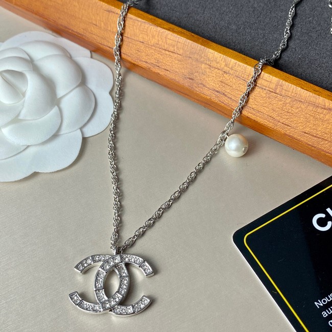 Chanel Necklace CE7290