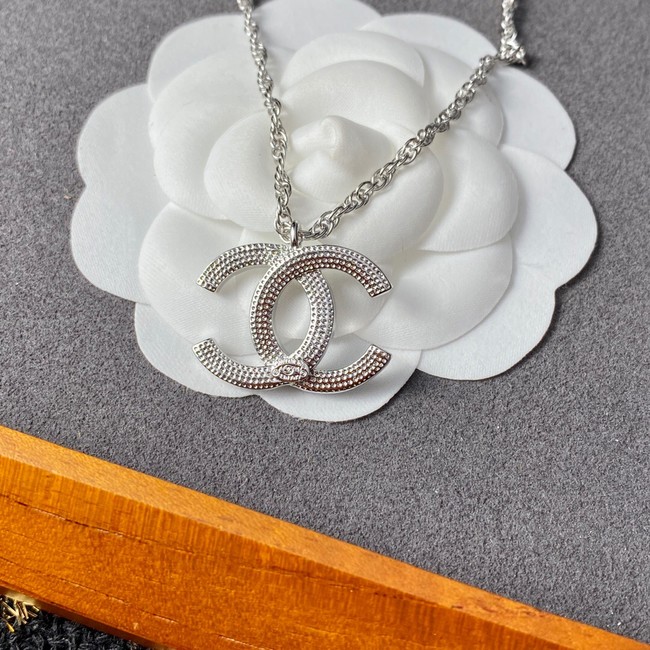 Chanel Necklace CE7290