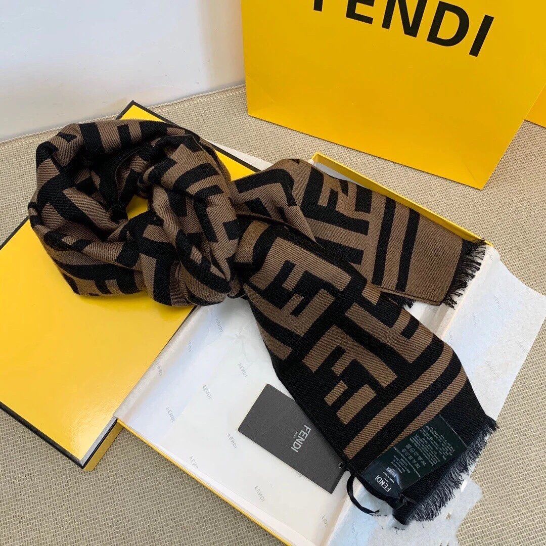 Fendi Scarf F00014