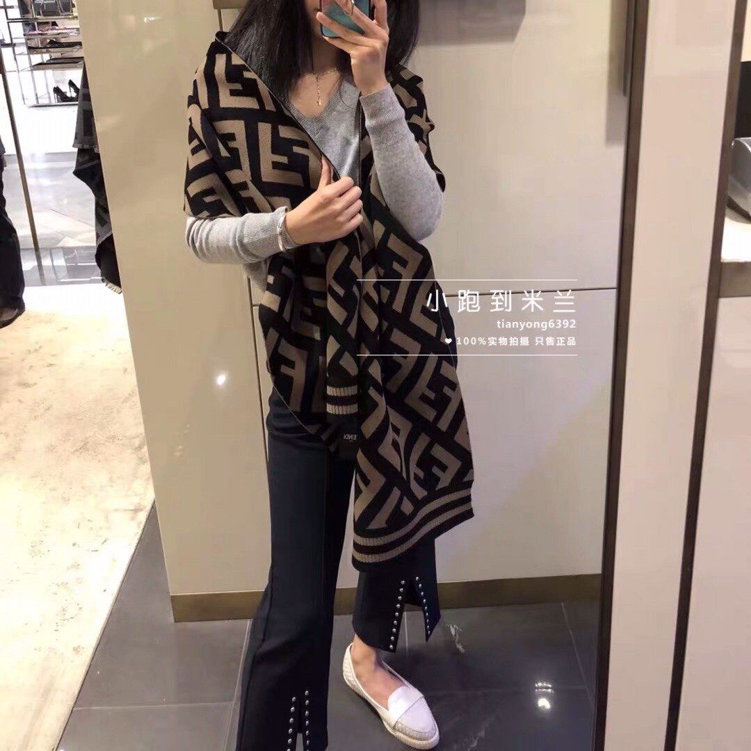 Fendi Scarf F00015