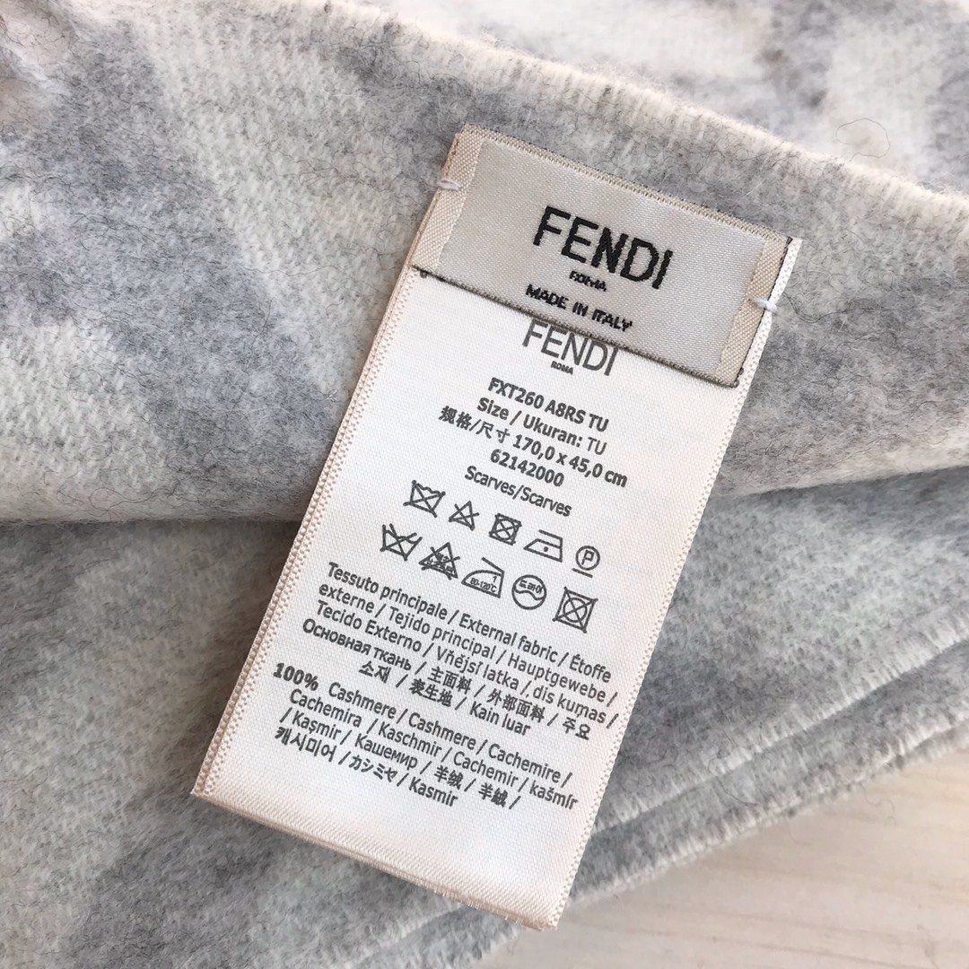 Fendi Scarf F00018