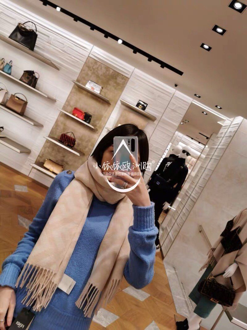 Fendi Scarf F00020