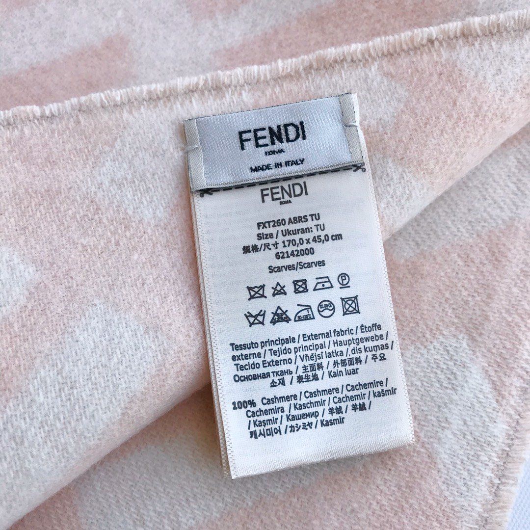 Fendi Scarf F00020