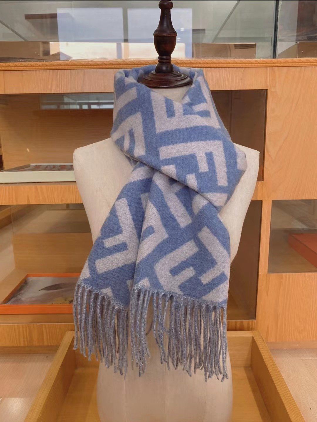 Fendi Scarf F00022