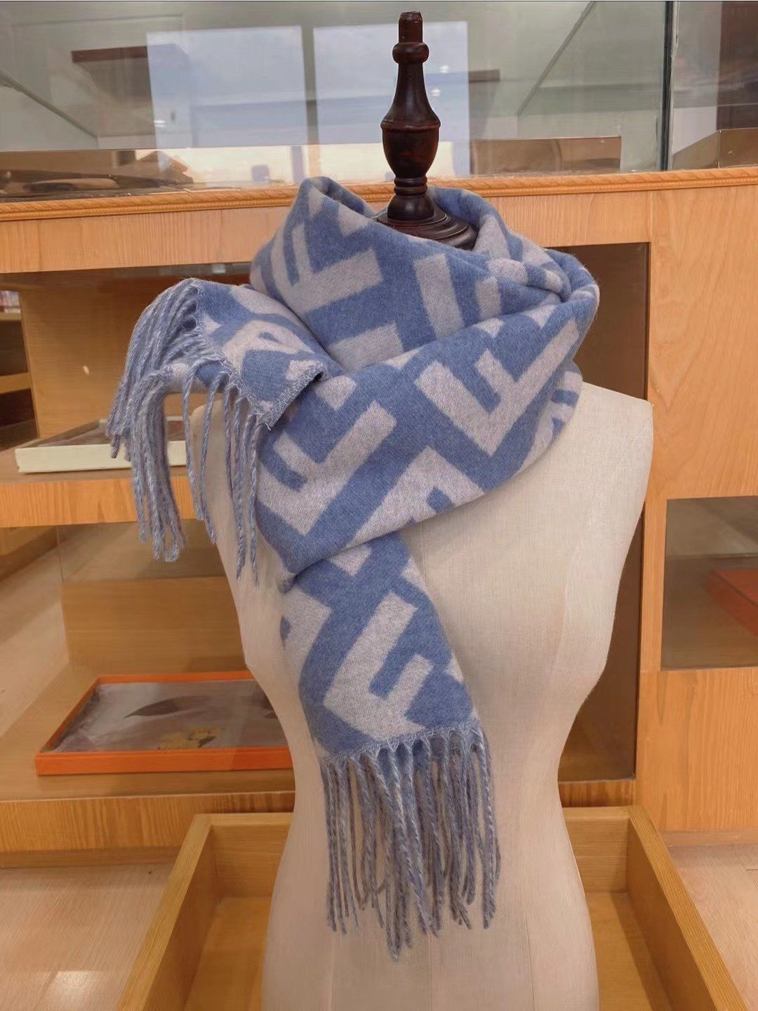 Fendi Scarf F00022