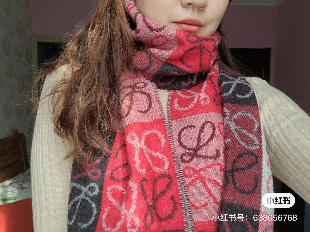 Loewe Scarf L00009