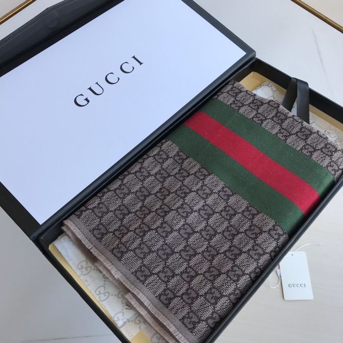 Gucci Scarf G00101