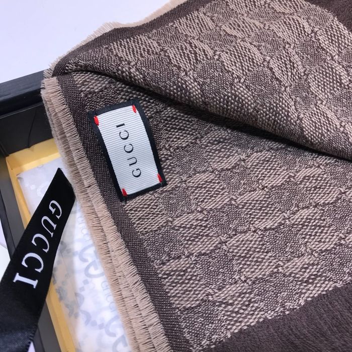 Gucci Scarf G00101