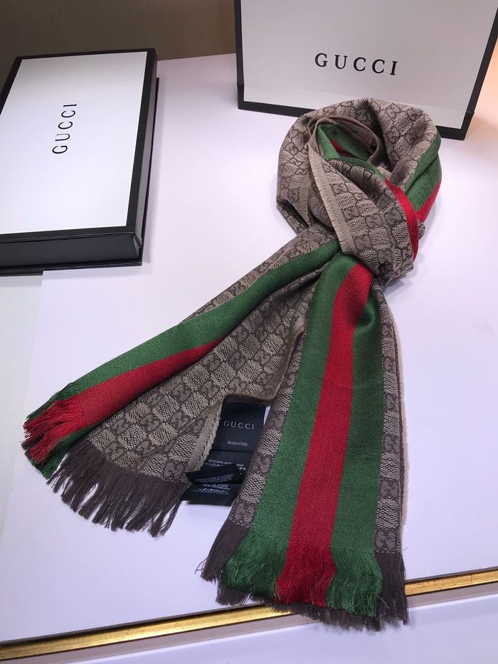 Gucci Scarf G00101