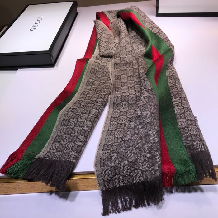 Gucci Scarf G00101