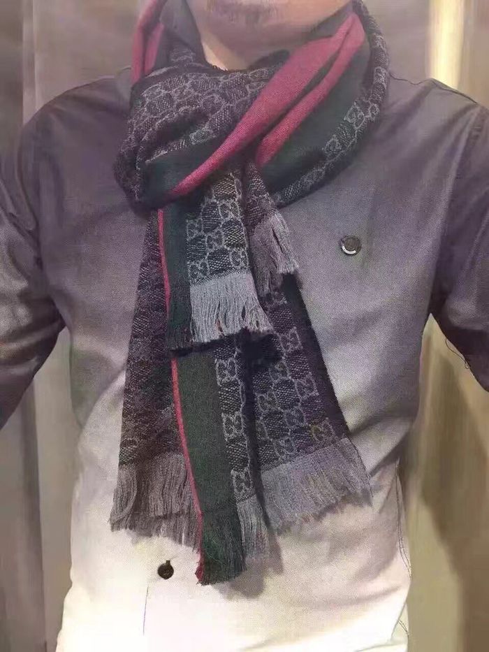 Gucci Scarf G00102