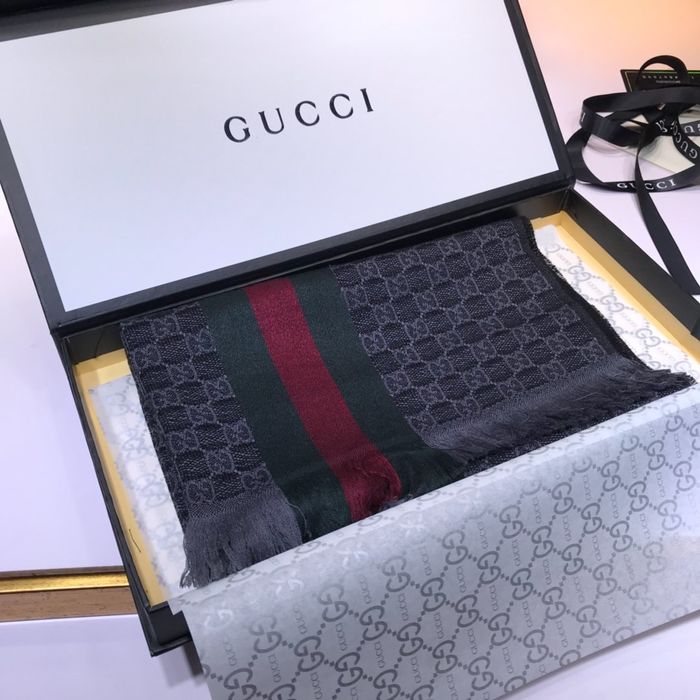 Gucci Scarf G00102