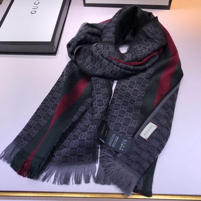 Gucci Scarf G00102