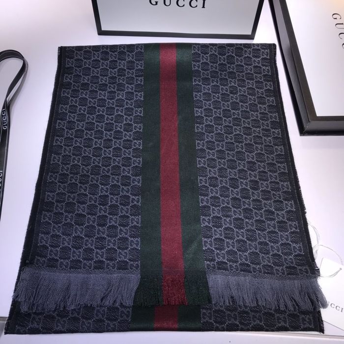 Gucci Scarf G00102