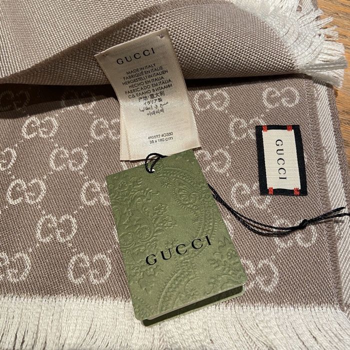 Gucci Scarf G00103