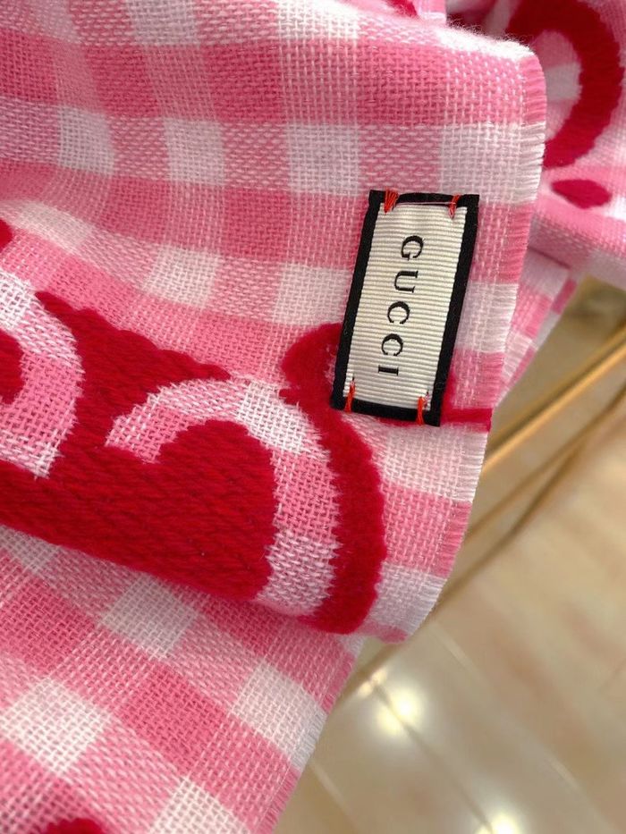 Gucci Scarf G00108