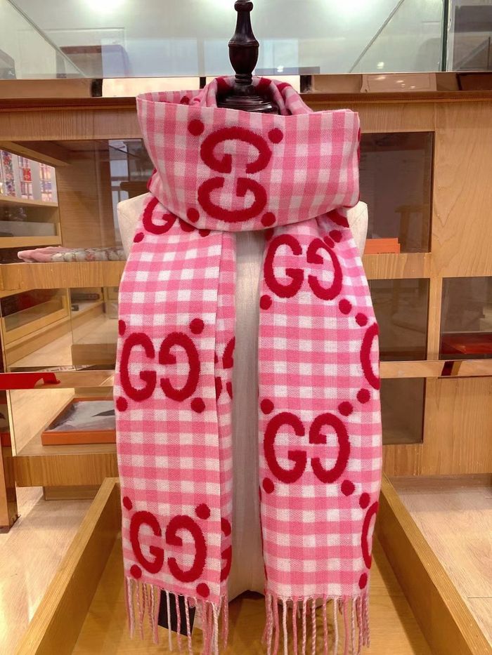 Gucci Scarf G00108