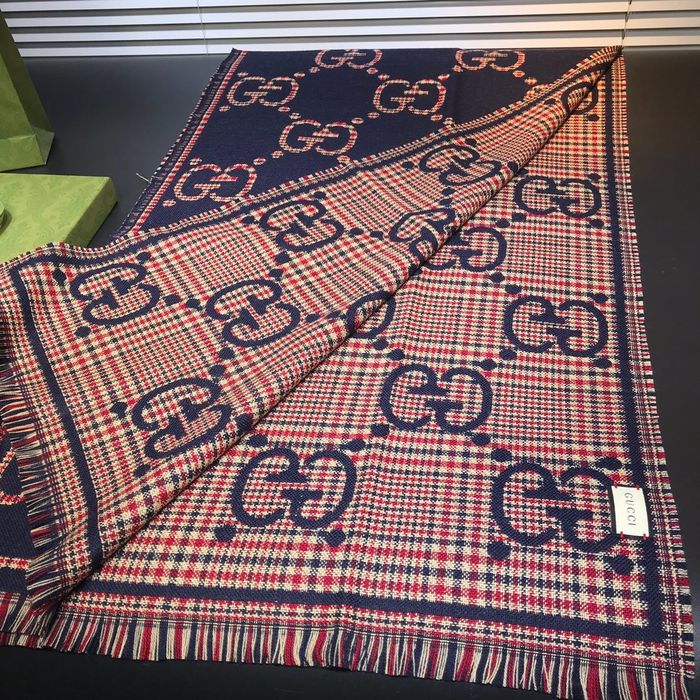 Gucci Scarf G00116