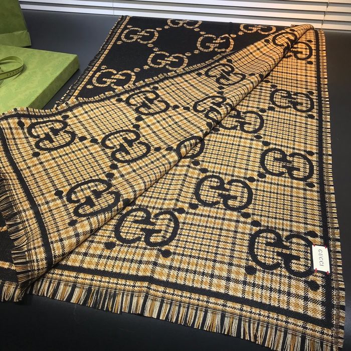 Gucci Scarf G00117