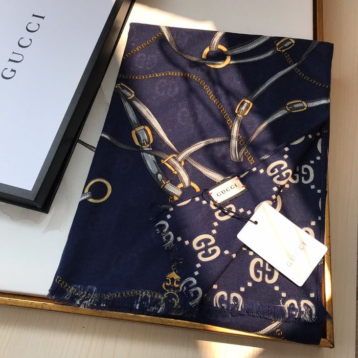 Gucci Scarf G00122